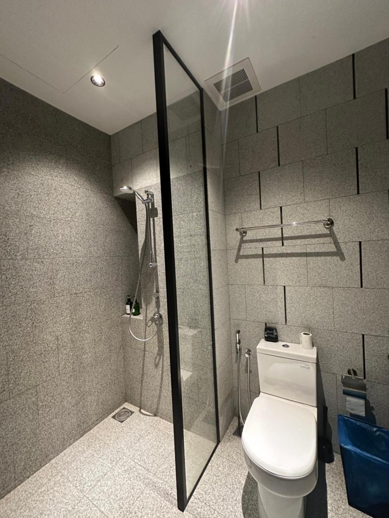 Scarletz Suites Klcc By Aura Kuala Lumpur Bagian luar foto