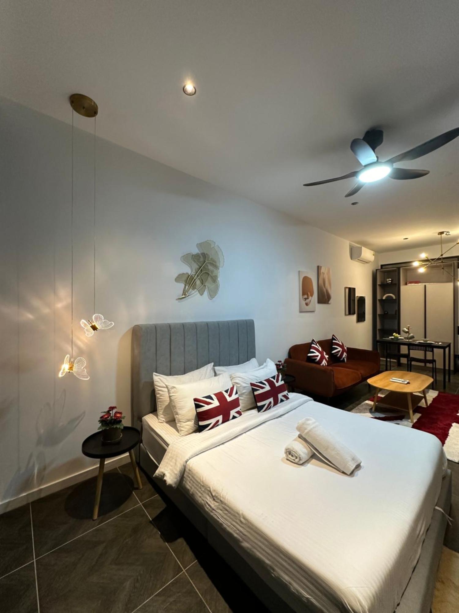 Scarletz Suites Klcc By Aura Kuala Lumpur Bagian luar foto