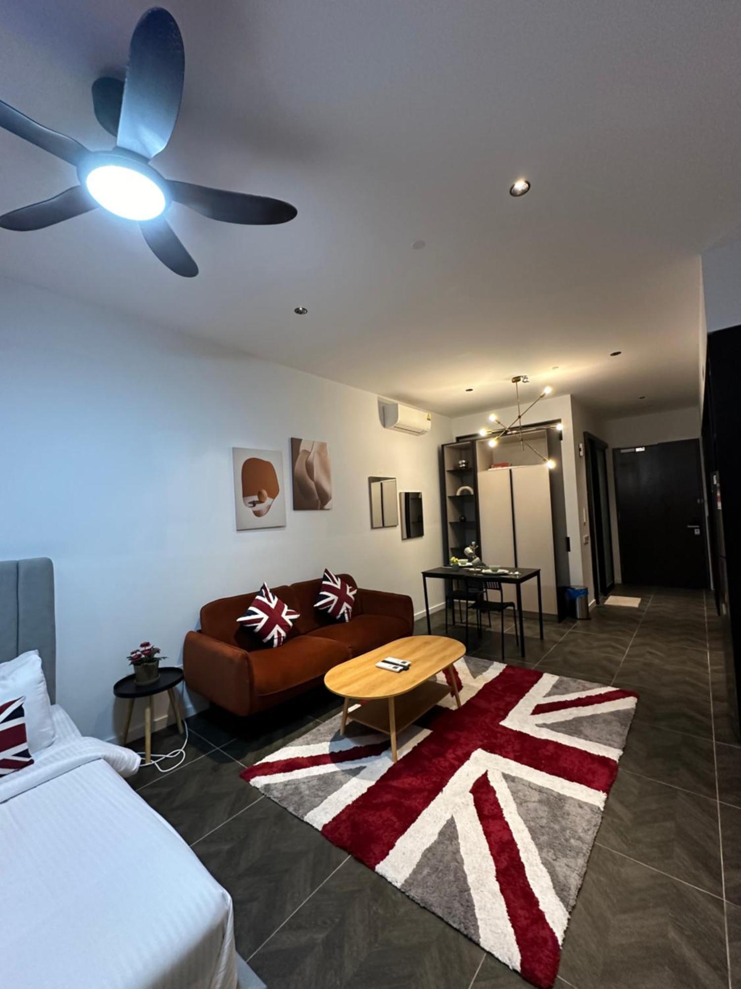 Scarletz Suites Klcc By Aura Kuala Lumpur Bagian luar foto